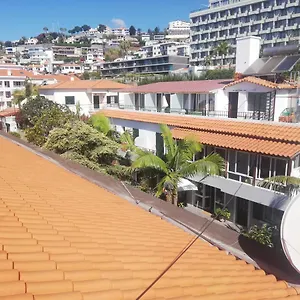 Residencial Melba Affittacamere