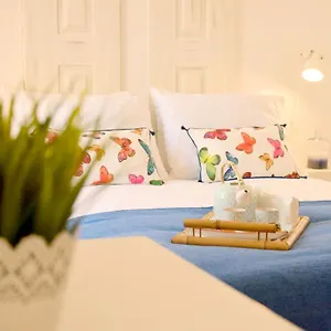 Living Santa Cruz Bed & Breakfast