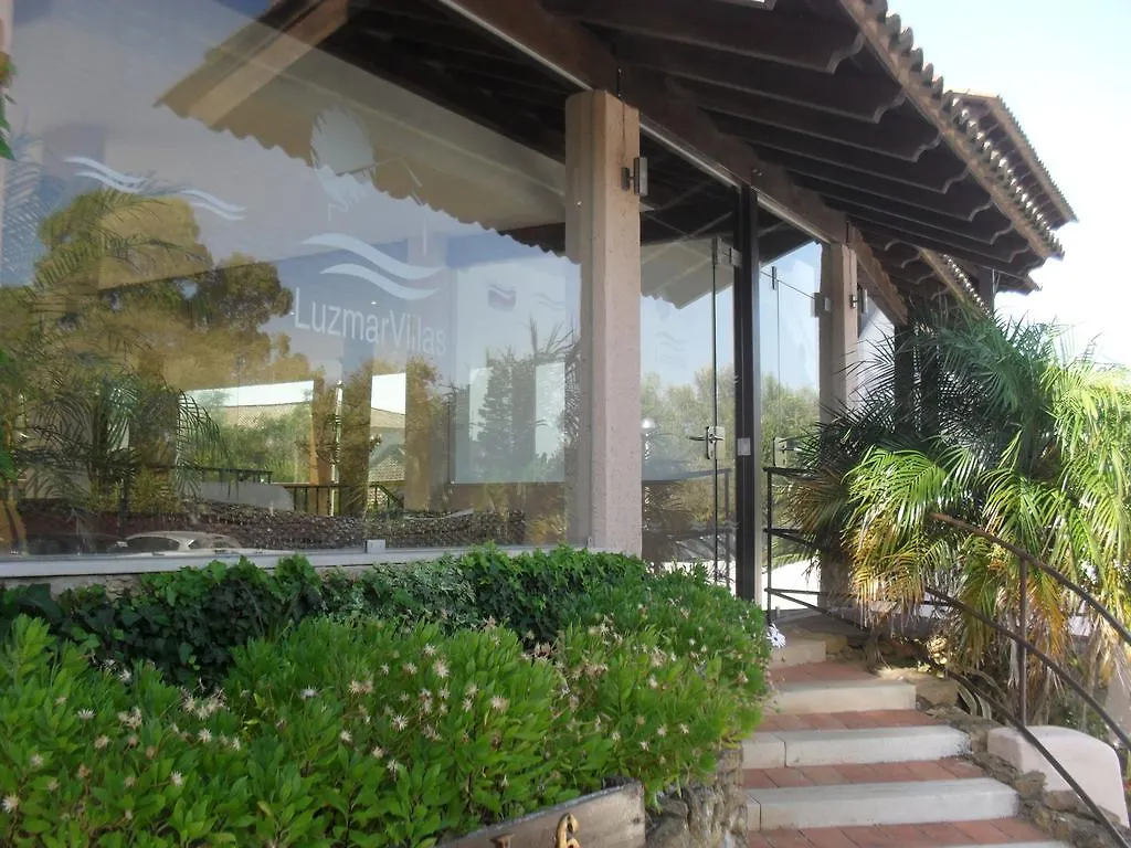 Luzmar Villas